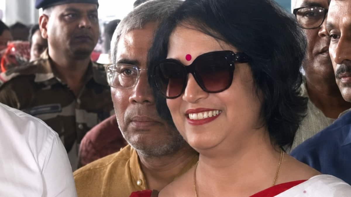 Taslima Nasreen Returns To Kolkata After Nearly 20 Years, Says It Feels Like 'My Own Country'
