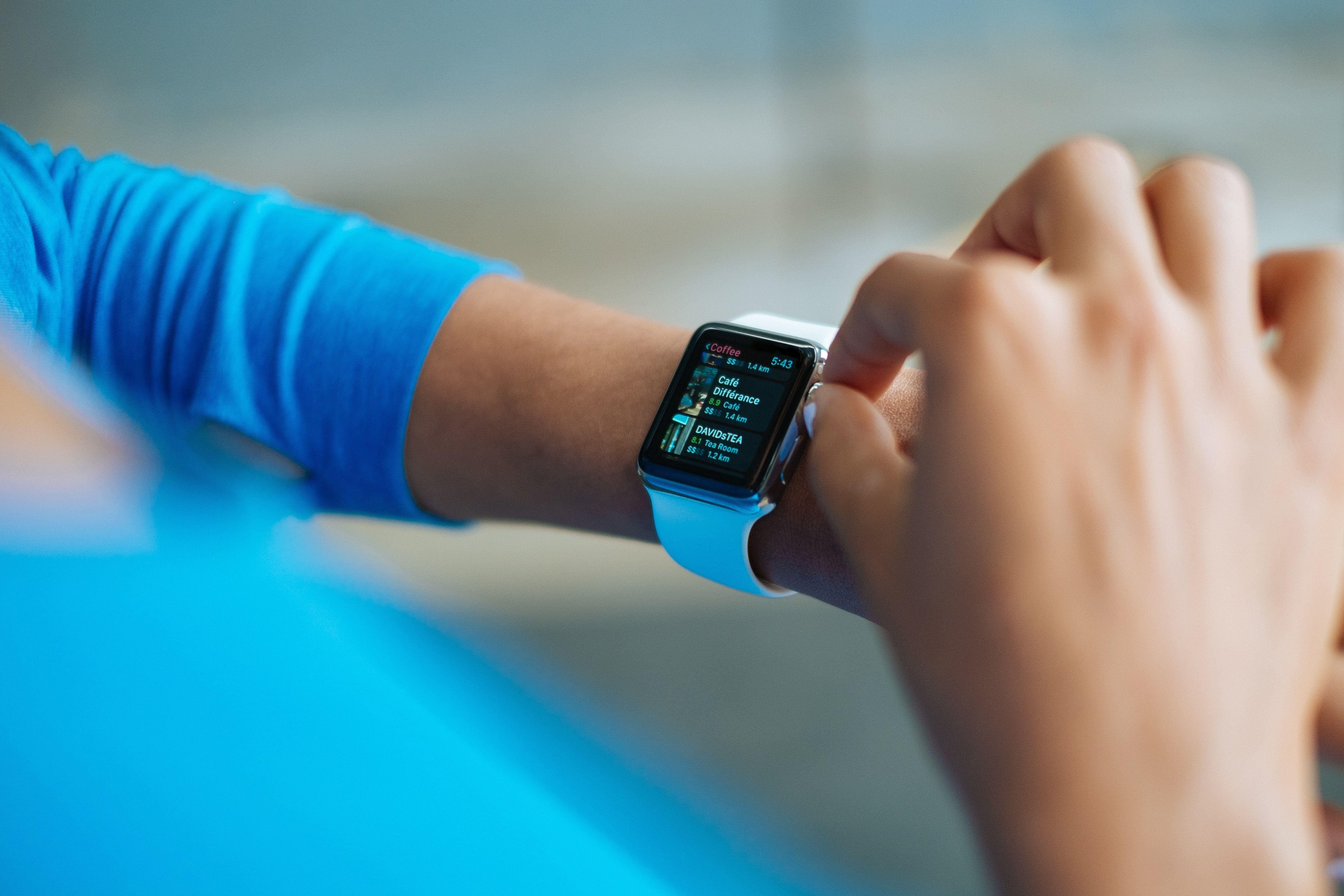 Are Smartwatches Linked to Cancer? Know What Experts Say