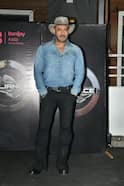 Salman Khan Stuns in Cowboy Hat: सोहेल खानच्या सपोर्टसाठी भाईजान 'अलायन्स'च्या मैदानात; काऊबॉय हॅट, डेनिम शर्ट अन् सलमानचा डॅशिंग अंदाज
