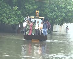Nadiad Rain Photos: નડિયાદમાં 5 ઈંચ વરસાદથી જળબંબાકાર, રસ્તાઓ બન્યા નદી-ગરનાળા પાણીમાં ગરકાવ