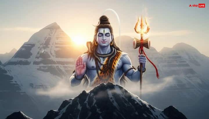सावन सोमवार, सावन शिवरात्रि या प्रदोष व्रत के दिन कुंवारी कन्याएं माता पार्वती को चूड़ियां, बिंदी, मेहंदी, चुनरी जैसी सुहाग सामग्री अर्पित करें. पूजा के बाद यह सामग्री किसी सुहागिन महिला को श्रद्धापूर्वक दान कर दें. यह उपाय अखंड सौभाग्य और मनोनुकूल वर प्राप्ति की कामना से किया जाता है.
