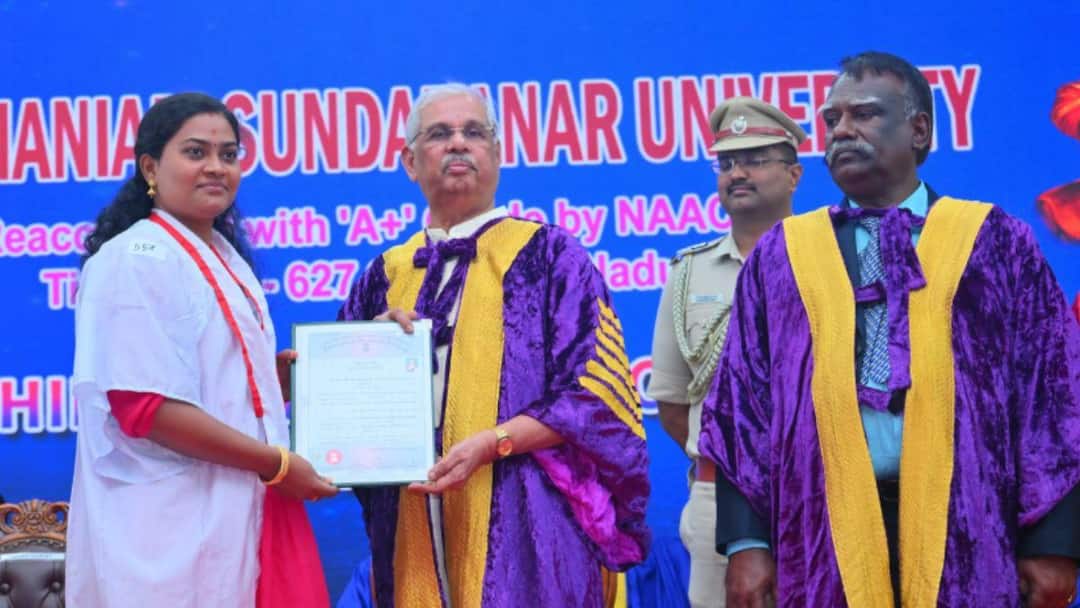 3ம் இடத்தில் தமிழ்த்தாய் வாழ்த்து.. துணைவேந்தரின் மாஸ்டர் பிளானா? .. குவியும் குற்றச்சாட்டுகள்!