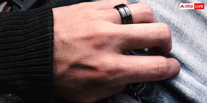 Smart Ring को हर समय पहनना सभी लोगों के लिए आरामदायक नहीं होता है. जिम में हैवी वर्कआउट, वेट लिफ्टिंग, साइकिलिंग या मैनुअल काम करते समय रिंग उंगली पर एक्सट्रा प्रेशर डाल सकती है.