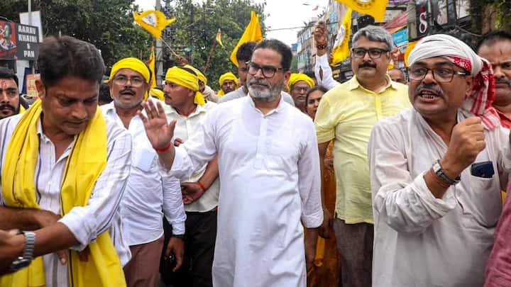 তবে প্রশান্তর এই জয়ে একটি বৃত্ত সম্পূর্ণ হল বলে মনে করছেন রাজনীতিক বিশ্লেষকরা। কারণ ভোটে না লড়েও ভারতীয় রাজনীতির অন্যতম গুরুত্বপূর্ণ ব্যক্তি হয়ে উঠেছিলেন প্রশান্ত। বিজেপি, কংগ্রেস, আম আদমি পার্টি, সংযুক্ত জনতা পার্টি, DMK, তৃণমূলের মতো দলের নির্বাচনী রণকৌশল রচনা করতেন তিনিই। রাজনৈতিক দলগুলির জয়ে এতদিন নেপথ্য ভূমিকায় ছিলেন। তবে আর নেপথ্যে নয়, এবার তিনি একেবারে সম্মুখসমরে।