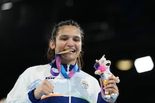 पिता चाहते थे IIT करे , स्कूल के लड़ाई झगड़े ने बनाया बॉक्सर, CWG में जीता गोल्ड!