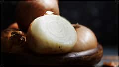 Raw Onions Side Effects : పచ్చి ఉల్లిపాయలు తింటే కలిగే సైడ్ ఎఫెక్ట్స్ ఇవే.. వారు తినకూడదట
