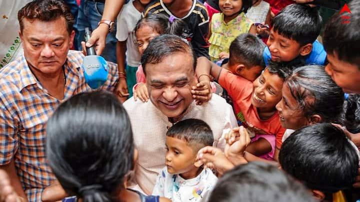 বন্যায় বিপর্যস্ত অসম। সংবাদ সংস্থা আইএএনএস সূত্রে খবর, মৃতের সংখ্যা এইমুহূর্তে ৮৭ জন। ইতিমধ্যেই বন্যা বিধ্বস্ত এলাকায় পৌঁছেছেন মুখ্যমন্ত্রী হিমন্ত বিশ্ব শর্মা।