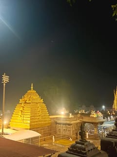 శ్రీశైలంలో ఆ మూడు రోజులు స్పర్శ దర్శనం ఉండదు!