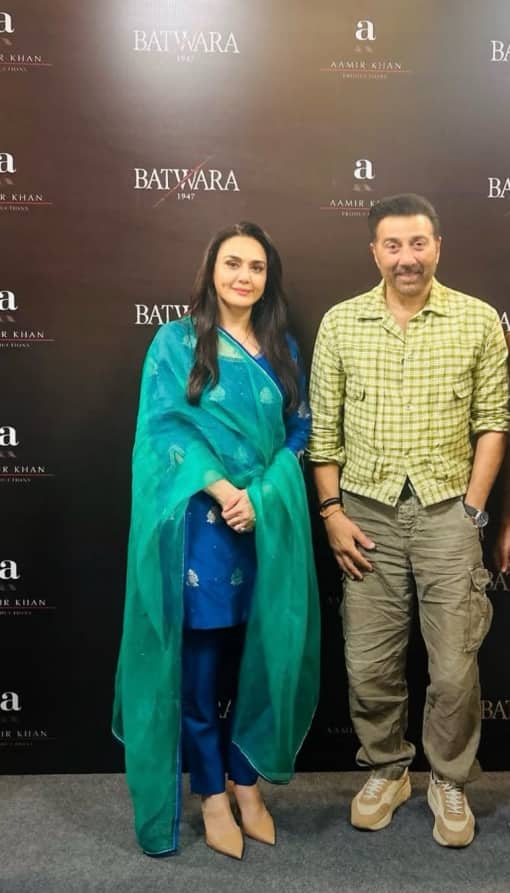 'बंटवारा 1947' की बात करें तो ये फिल्म 14 अगस्त 2026 को सिनेमाघरों में रिलीज होने वाली है. फिल्म में शबाना आजमी, करण देओल, अली फजल, अभिमन्यु सिंह, खुशी हजारे और कनिका कपूर जैसे एक्टर्स भी नजर आएंगे.
