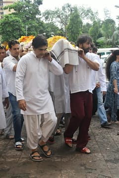 आमिर खान से राज अर्जुन तक, प्रदीप रावत के अंतिम संस्कार में पहुंचे सितारे