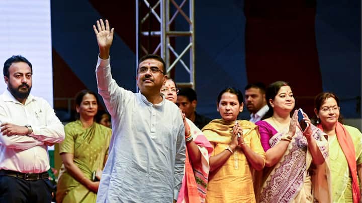 মুখ্যমন্ত্রী আরও বলেন, পরের মাস থেকে বিজেপি সরকার যতদিন থাকবে, প্রত্যেক মাসের দ্বিতীয় ,সপ্তাহে টাকা ট্রান্সফার হয়ে যাবে।'