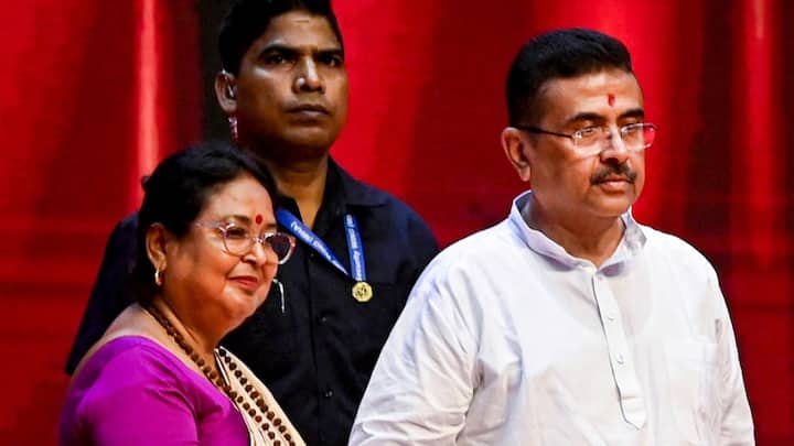 তিনি বলেন, ২ কোটি ১৬ লক্ষ মোট আবেদন করেছেন। এই আবেদনকারীদের প্রত্যেকটা ভেরিফিকেশন করার কাজ চলছে। ভেরিফিকেশন প্রায় শেষ পর্যায়ে এসে গিয়েছে।