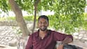 மனுசன்யா! ஒன்னுக்கே முக்குது; 14 அரசு போட்டித் தேர்வுகளில் தேர்ச்சிபெற்ற இளைஞர்! கடைசியில் என்ன செஞ்சார்?