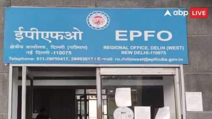 RTI বলছে ২০২৬ সালের ৩১ মার্চ পর্যন্ত ৩০ লক্ষ ৯০ হাজারের বেশি নিষ্ক্রিয় অ্যাকাউন্টে প্রায় ৯ হাজার ৩৩০ কোটি টাকা দাবিহীন অবস্থায় পড়ে রয়েছে।