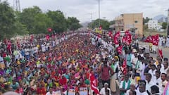 மேகமலை மலைவாழ் மக்கள் போராட்டம்: ஆர்ப்பாட்டத்தில் இளைஞருக்கு திடீர் வலிப்பு; எம்.எல்.ஏ. ஆவேச பேச்சு!