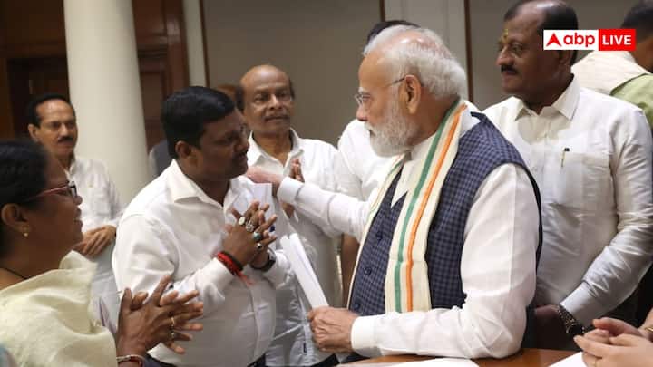 रचना बनर्जी ने कहा, ''हम देश के लिए काम करते हैं, हम आपके साथ हैं, विश्वास रखिए. सदन नहीं चलने से उन्हें खराब लग रहा है. ''