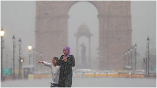 Delhi Rains: Safdarjung Hospital Parking Flooded, IMD Issues Red Alert After Heavy Shower Floods Roads
