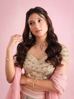 Ritika Nayak : సింపుల్ అండ్ స్టైలిష్‌గా కొరియన్ బ్యూటీ - సో క్యూట్ లుక్ చూశారా?