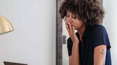 Reason Behind Frequent Yawning: बार-बार आती है जम्हाई? सिर्फ नींद नहीं ये भी हो सकती हैं वजहें