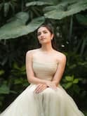 Rukmini Vasanth : అందాల రుక్మిణి వసంతమ్ - టాక్సిక్ బ్యూటీ స్టైలిష్ మెస్మరైజ్ లుక్