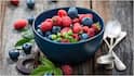 Healthy Ageing Foods : వృద్ధాప్య ప్రక్రియను నెమ్మదింపజేసే ఫుడ్స్ ఇవే.. యవ్వనంగా ఉండాలంటే తినేయండి