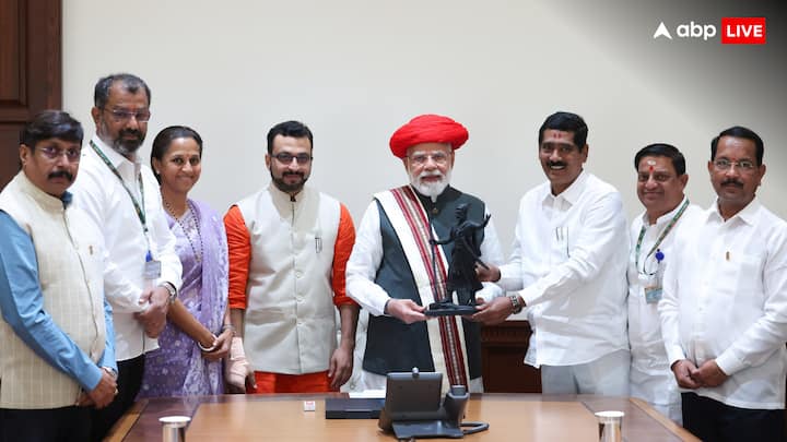 सुप्रिया सुले संग NCP-SP के सांसदों की PM मोदी से मुलाकात, खूब हो रही चर्चा-Pics