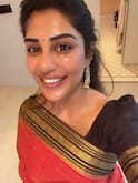 Supritha Naidu: శారీలో సుప్రీతా నాయుడు... శివాలయానికి వెళ్లిన సురేఖావాణి కూతురు