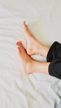 बार-बार पैर सुन्न क्यों हो जाता है?