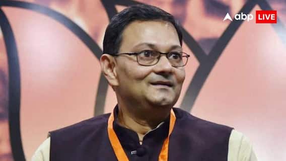 नेताजी सुभाष चंद्र बोस के परपोते का बड़ा ऐलान, Gen-Z के लिए बनाएंगे नई पार्टी नेताजी सुभाष चंद्र बोस के परपोते का बड़ा ऐलान, Gen-Z के लिए बनाएंगे नई पार्टी