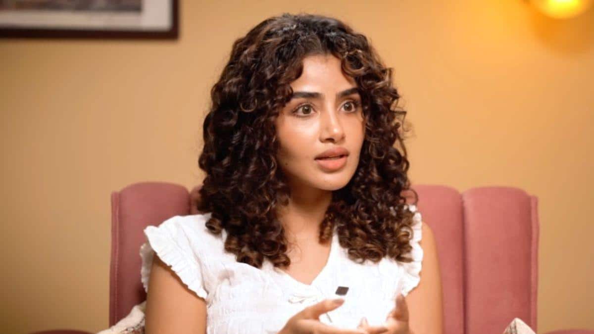 “மூன்று மாதங்களிலேயே நிச்சயதார்த்தம் பற்றி பேசினார்கள்” – அனுபமா பரமேஸ்வரன் பகிர்ந்த அதிர்ச்சி அனுபவம்