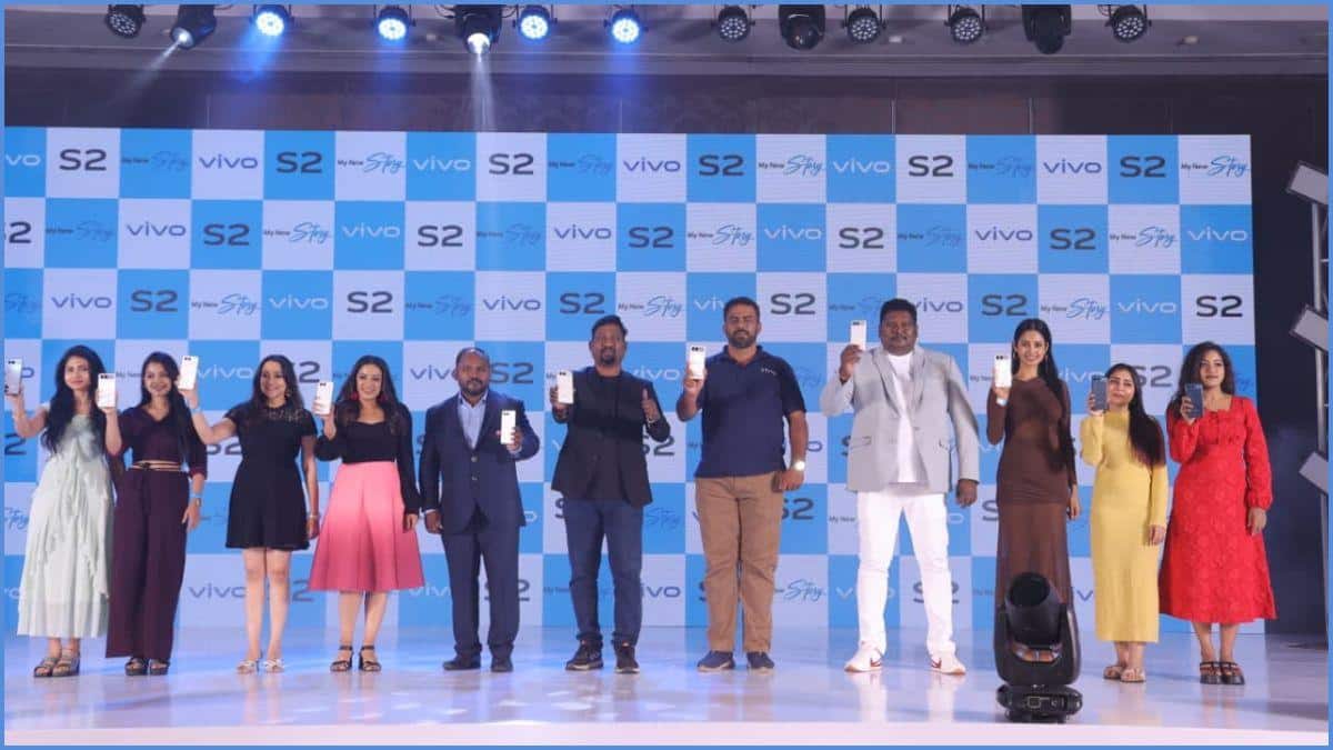 Vivo S2 Sales Begins: அசத்தலான அம்சங்களுடன் அறிமுகமான விவோ S2-ன் விற்பனை தொடக்கம்; மெகா பேட்டரி; விலை என்ன.?