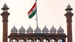 15 अगस्त से पहले लाल किले पर हुई फुल ड्रेस रिहर्सल, तस्वीरों में देखें भव्य तैयारियां