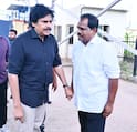 Pawan Kalyan Latest Look:విశాఖ పర్యటనలో పవన్ కళ్యాణ్ - చేతికి కట్టులేకుండా హుషారుగా ఉపముఖ్యమంత్రి !