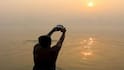 Shravan 2026 Photos: દેવાધિદેવ મહાદેવની ભક્તિમાં ભક્તો લીન, શ્રાવણ મહિનાના પ્રથમ દિવસે શિવાલયોમાં ભીડ