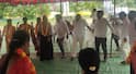 Former Minister Jogu Ramanna Dance: మహిళా సంఘాలతో కలిసి బతుకమ్మ పాటలకు స్టెప్పులు వేసిన మాజీమంత్రి జోగు రామన్న