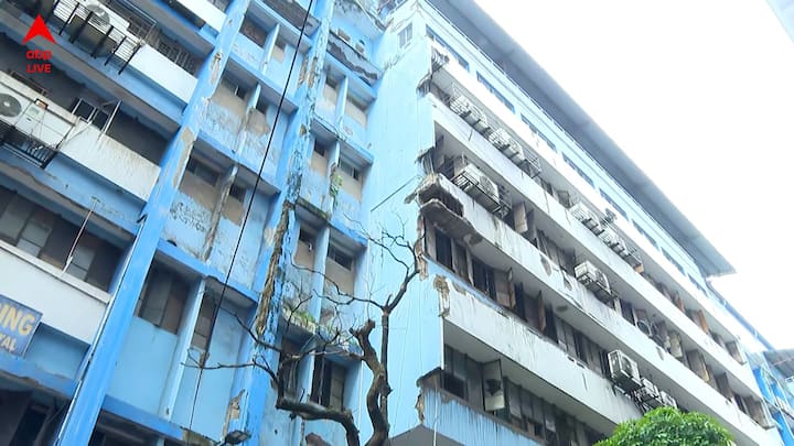 ঘটনার খবর পেয়ে ঘটনাস্থলে পৌঁছন কলকাতা পুলিশের আধিকারিকরা। অ্যাডিশনাল সিপি ক্রাইম কুণাল আগরওয়াল জানান, ঘটনাস্থল সিল করে দেওয়া হয়েছে এবং ইতিমধ্যেই হোমিসাইড তদন্তভার নিয়েছে। পুলিশের তরফে ওই রাতে হাসপাতালে ডিউটিতে থাকা প্রত্যেককে জিজ্ঞাসাবাদ করা হচ্ছে। তদন্তকারীরা কীভাবে এবং কোন পরিস্থিতিতে ওই ওষুধগুলি রূপালির শরীরে পৌঁছল, তা খতিয়ে দেখছেন।