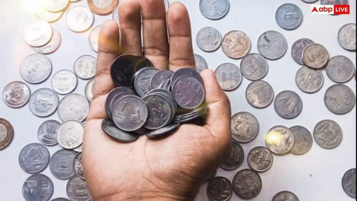 1858 में जब ब्रिटिश क्राउन ने भारत का सीधा नियंत्रण अपने हाथ में लिया तब ₹1 के सिक्कों पर रानी विक्टोरिया, जॉर्ज पंचम और जॉर्ज षष्ठम जैसे राजा रानियों की तस्वीर होती थी.
