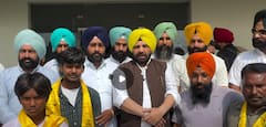 Big News: ਵੱਡੀ ਖਬਰ, ਕਾਂਗਰਸ ਨੂੰ ਛੱਡ ਸੀਨੀਅਰ ਆਗੂ ਸਾਥੀਆਂ ਸਣੇ AAP ‘ਚ ਸ਼ਾਮਲ, ਸਿਆਸਤ ‘ਚ ਮੱਚੀ ਤਰਥੱਲੀ...