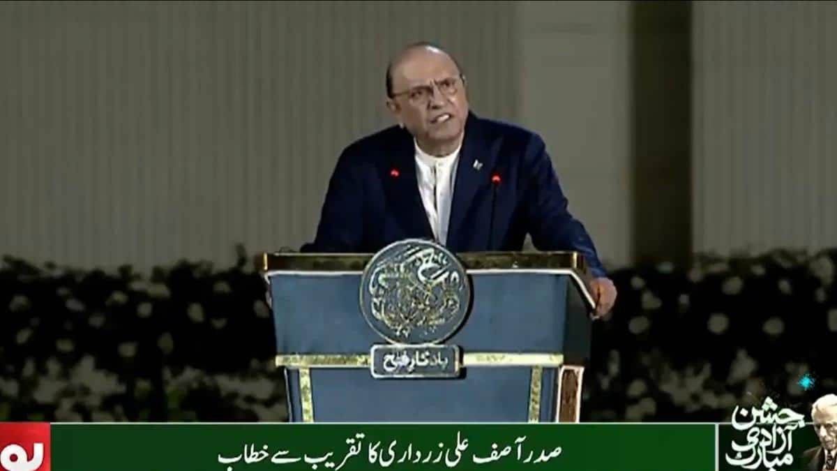 ‘4% Hindu Population, They Would Rather Stay With Us’: Pak Prez Zardari Claims, Mentions ‘Akhand Bharat’