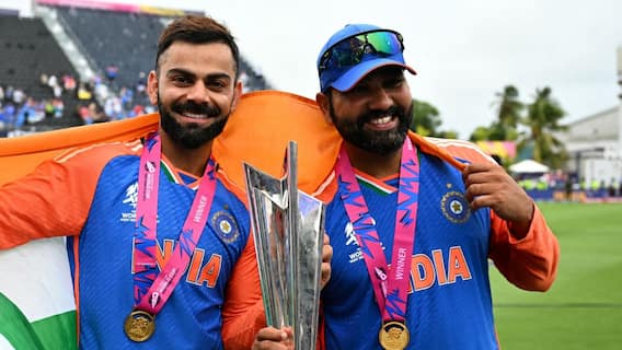 'आइए ऐसे भारत का निर्माण करते हैं जो...' कोहली-रोहित ने यूं दी स्वतंत्रता दिवस की बधाई