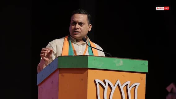 कांग्रेस मुख्यालय में 'वंदे मातरम' पर विवाद, बीजेपी ने साधा निशाना कांग्रेस मुख्यालय में 'वंदे मातरम' पर विवाद, बीजेपी ने साधा निशाना