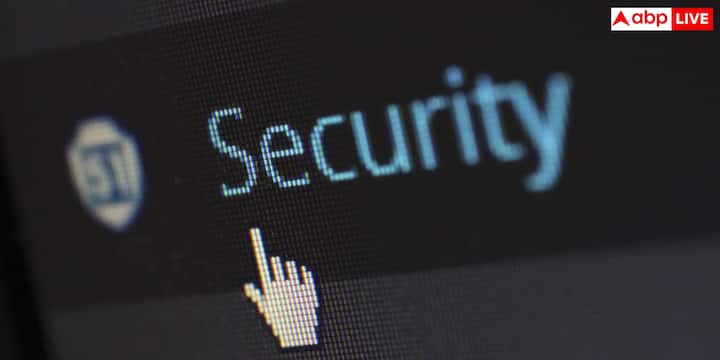 इसके अलावा जहां संभव हो, Two-Factor Authentication यानी 2FA भी ऑन रखना चाहिए. इससे अगर सिर्फ Password चोरी होता है तो भी आपके अकाउंट को एक्सट्रा सेफ्टी मिल जाती है. अगर Cyber Attack के दौरान Banking Details, Card Information या UPI से जुड़ी जानकारी लीक हो जाए तो तुरंत अपने Bank से संपर्क करें.