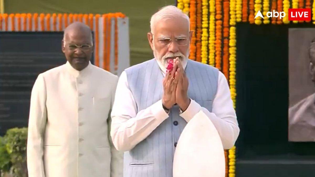 PM Modi Pays Tribute To Major Dhyan Chand On National Sports Day