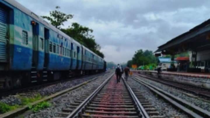 অডিটে দেখা গিয়েছে, ২০২২-’২৩ সালে চারজি জ়োনের ৮টি স্টেশন এবং ২০২৩-’২৪ সালে পাঁচটি জ়োনের ১১টি স্টেশনের জলের নমুনায় টোটাল কলিফর্ম ছাড়াও, অন্য ব্যাকটিরিয়া পরীক্ষার ফলাফলও অসন্তোষজনক ছিল।