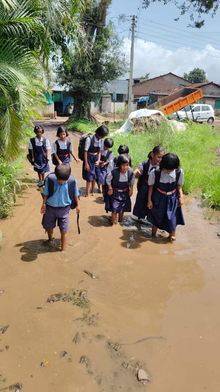 कोल्हापूर शहरात भीषण अवस्था झाली असतानाच आता ग्रामीण भागातही तीच अवस्था समोर येत आहे.