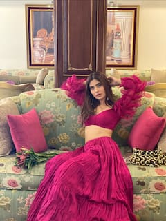 Karishma Sharma Photo: પિંક લેહેંગામાં કરિશ્મા શર્માનો સિઝલિંગ લુક, સોશિયલ મીડિયા પર તસવીરો વાયરલ