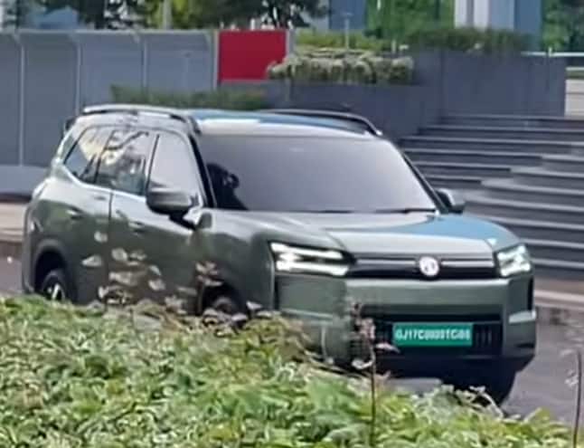 MG Hector Tomahawk Electric To Rival XEV 9S With Radical New Look