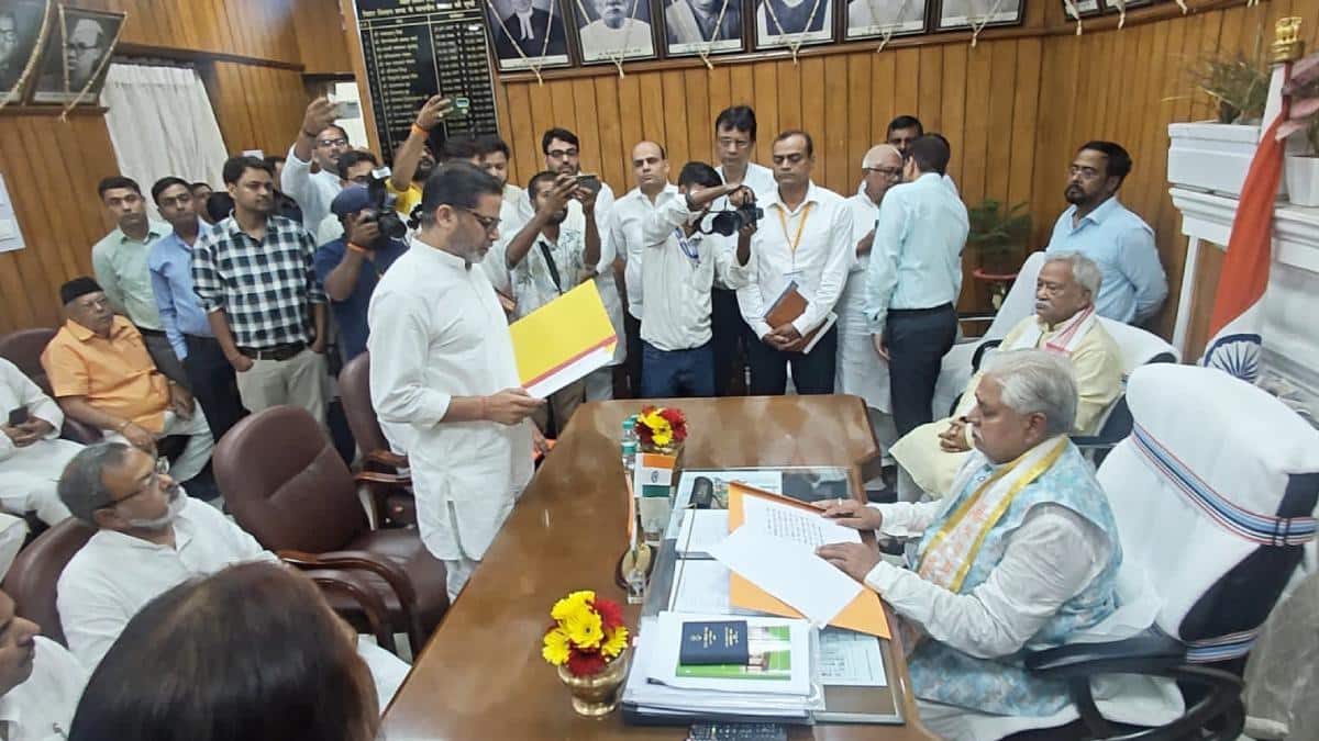 प्रशांत किशोर ने ली शपथ, अब हो गए बांकीपुर के 'माननीय'