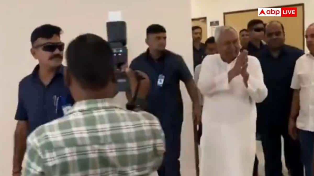 ‘बिहार आपको मिस कर रहा है नीतीश जी’, भीड़ का वीडियो वायरल