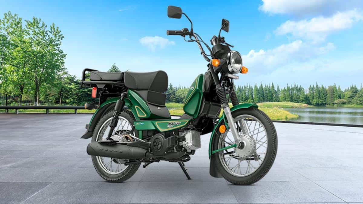 உழைக்கும் வர்க்கத்தின் தோழன்... ஹெவி ஃபெர்பார்மன்ஸ் பண்ணும் TVS XL 100 Heavy Duty வாங்கலாமா?